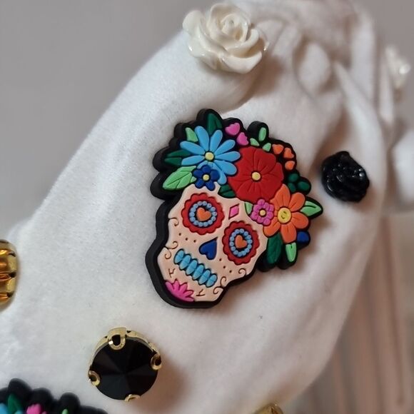 VELVET SUGAR SKULL FLORAL JEWELED HEADBAND - Picture 4 of 10